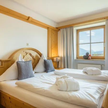 Hartungs Hoteldorf Hotel