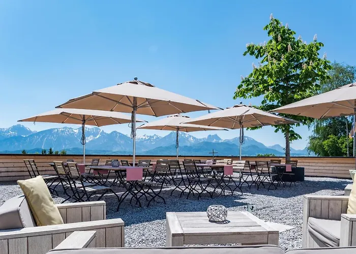 Hartungs Hoteldorf Hotell 3*