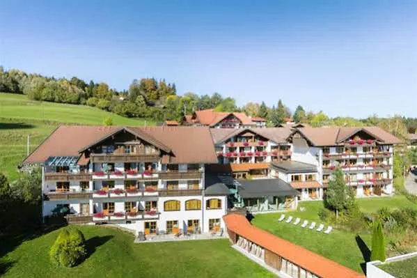 Hotell Hartungs Hoteldorf 3*
