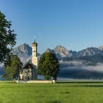 Hartungs Hoteldorf 3*