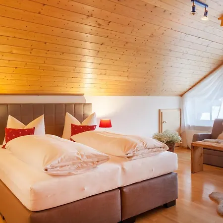 Hartungs Hoteldorf 3*