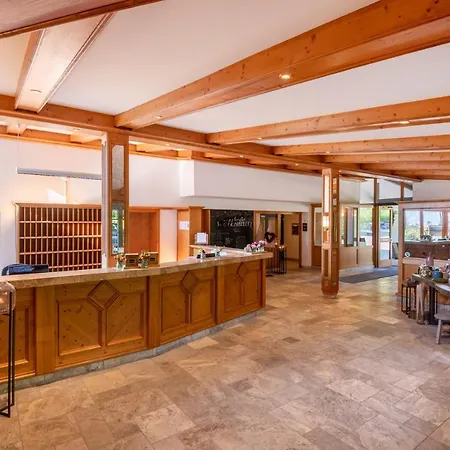 Hartungs Hoteldorf 3*