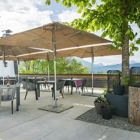 Szálloda Hartungs Hoteldorf 3*