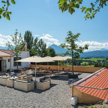 Hartungs Hoteldorf Otel 3*