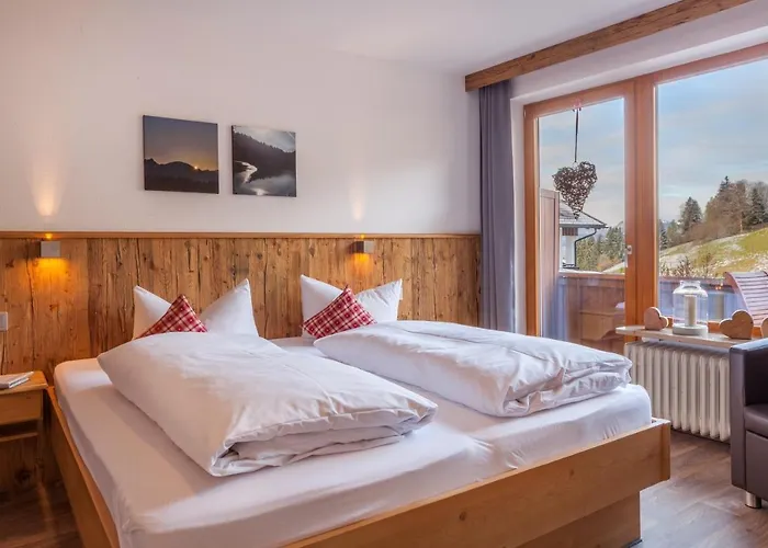 Hartungs Hoteldorf Szálloda