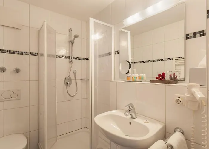 Готель Hartungs Hoteldorf