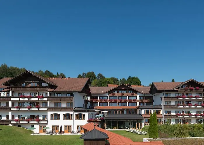 Готель Hartungs Hoteldorf