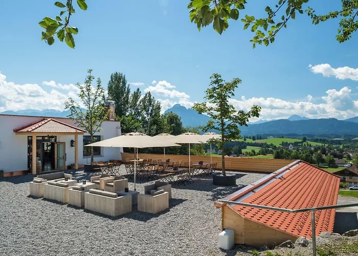 Hartungs Hoteldorf Szálloda 3*